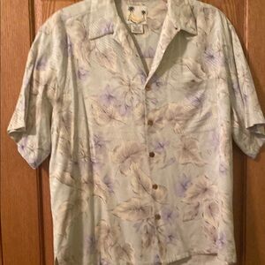 Men’s Banana Cabana shirt.
